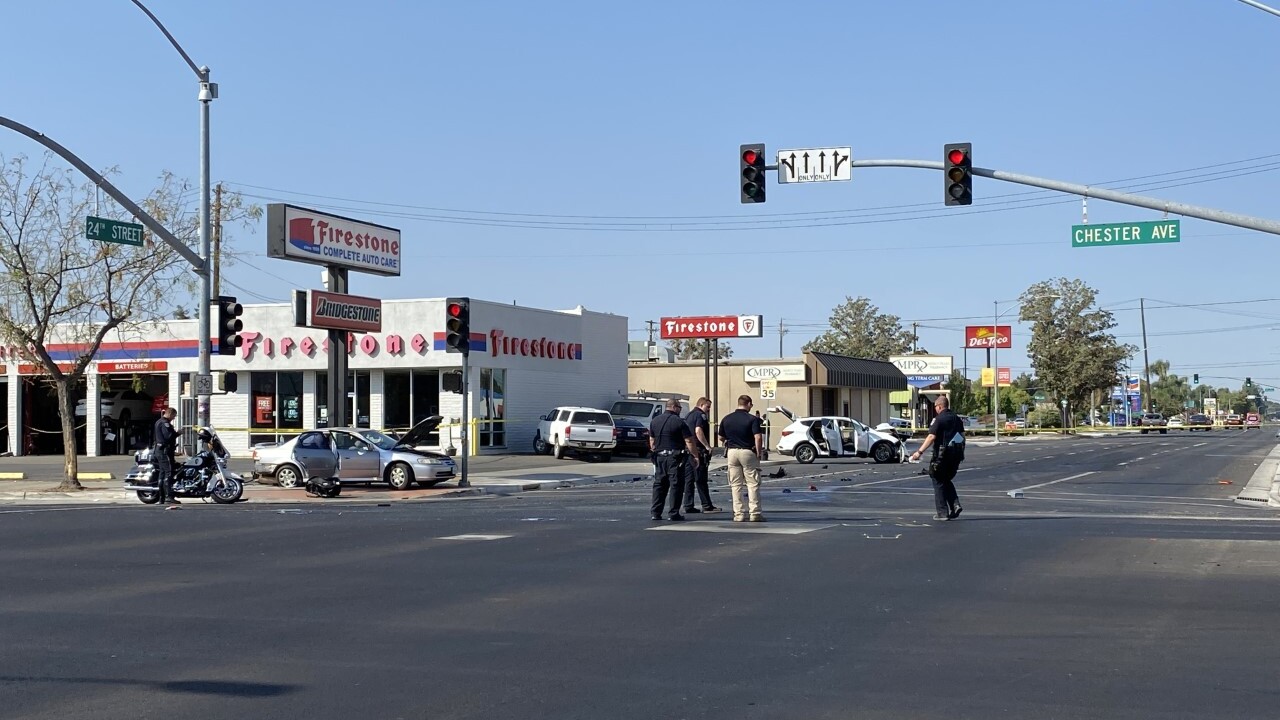 chester avenue crash.jpeg