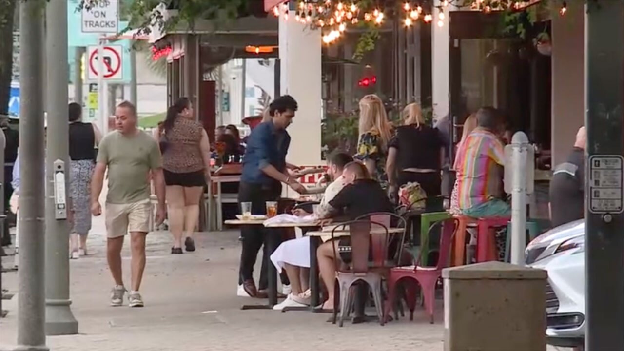 Restaurants in Delray Beach were busy serving diners on Thanksgiving.