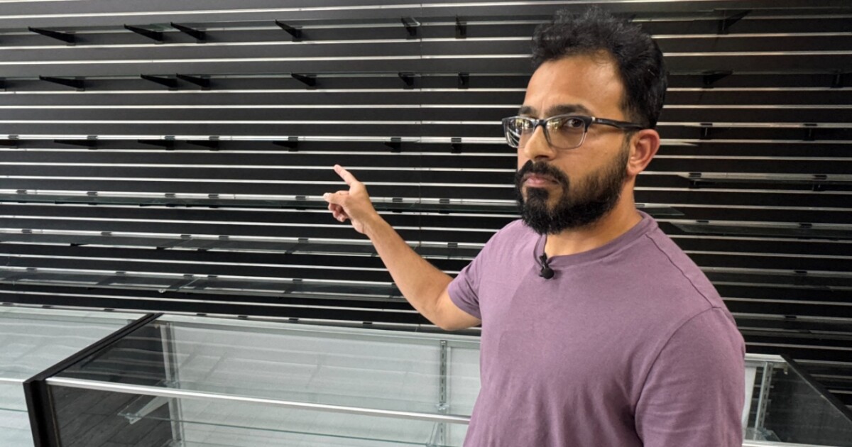 State vape law leaves Muskego shop owner in limbo as he awaits lawsuit decision State vape law leaves Muskego shop owner in limbo as he awaits lawsuit decision
