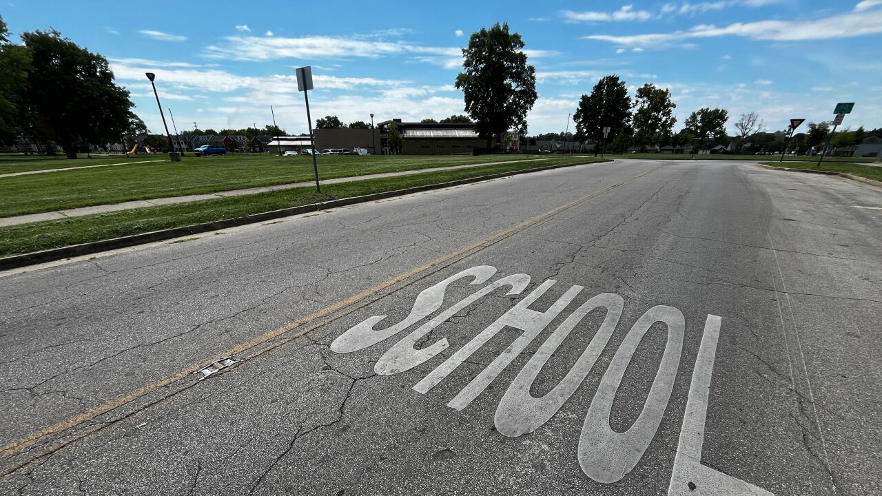 FCPS students returns to school Wednesday