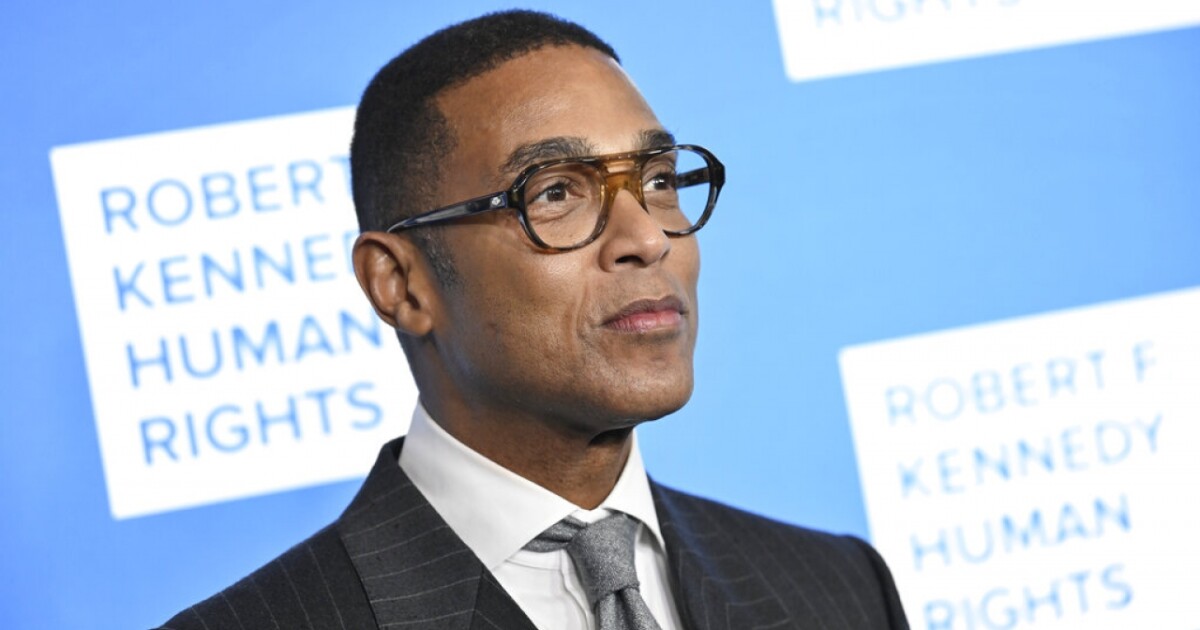 Don Lemon says a dozen agents were sent to arrest him even though he offered to turn himself in