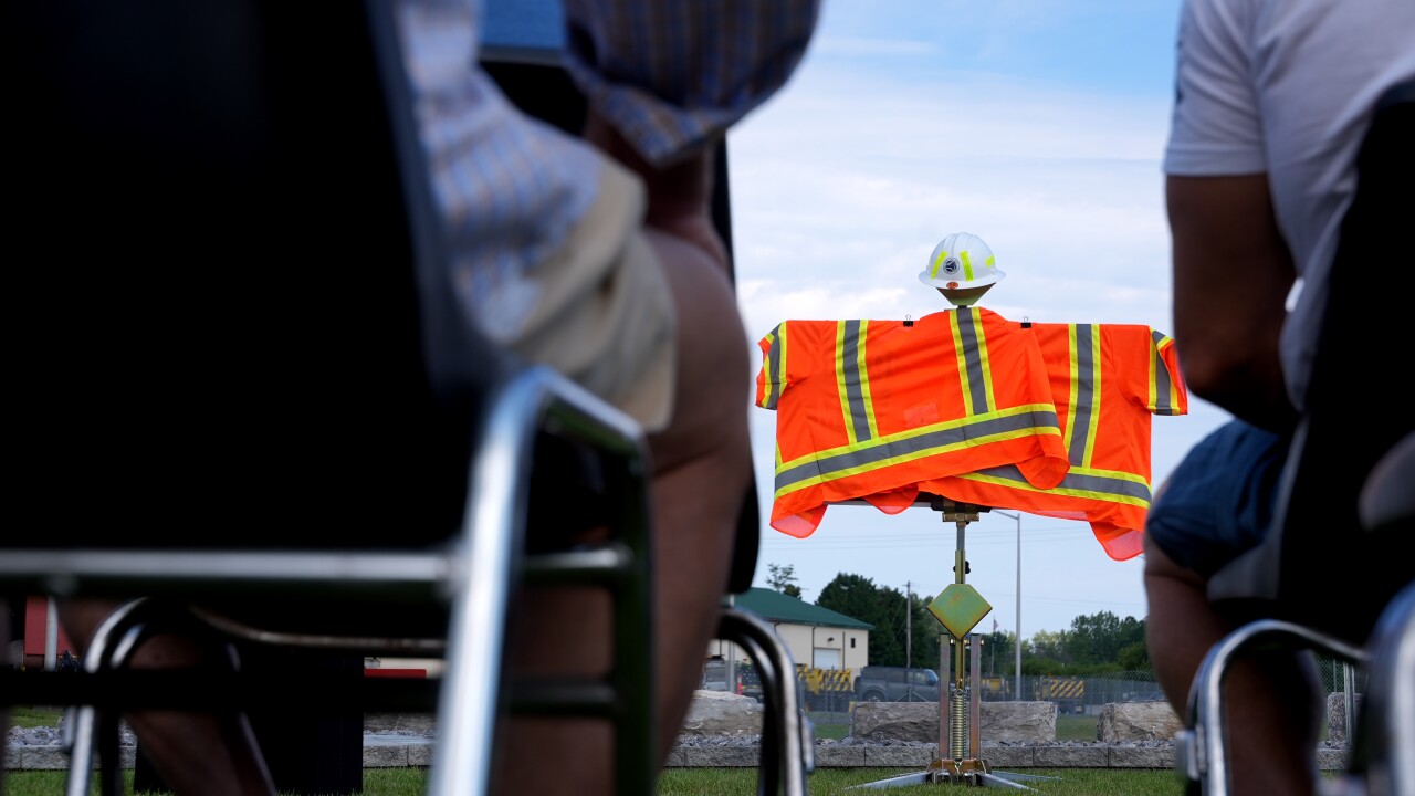 THRUWAY WORKER HONORED - 1 (1).jpeg