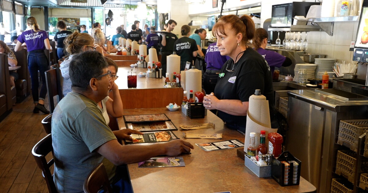 Huckleberry's, laidback Southern-inspired diner, officially opens in Atascadero - Vimarsana News
