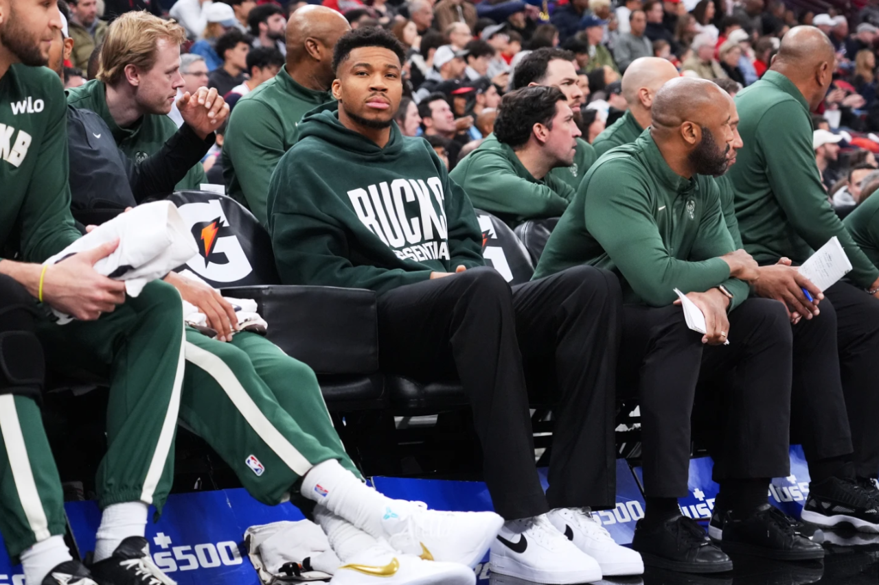 Milwaukee Bucks forward Giannis Antetokounmpo watches teammates during the first half of an NBA basketball game against the Chicago Bulls in Chicago, Sunday, March 1, 2026.