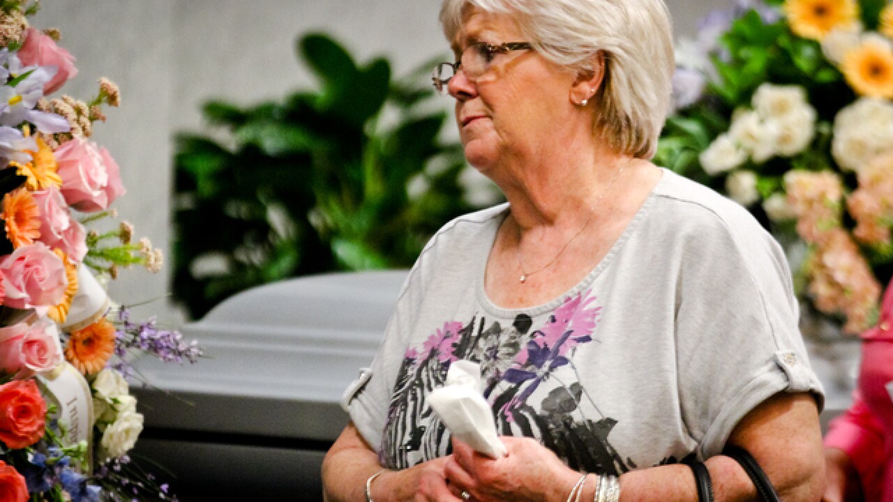 Surrounded by love: Visitation for Lauren Hill