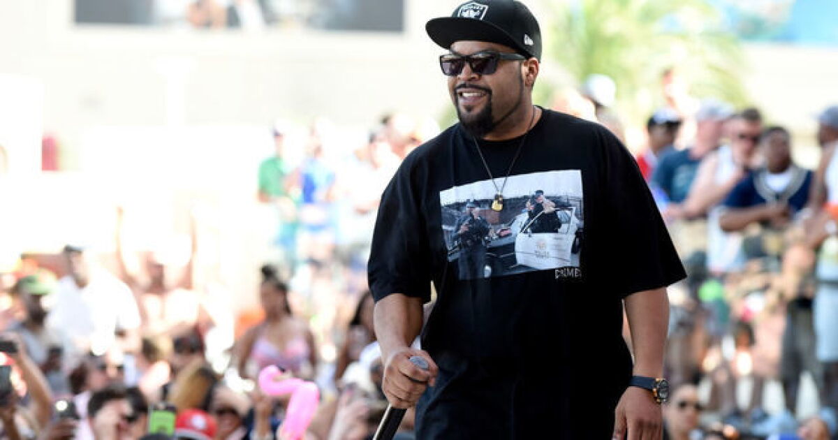 Ice Cube Rapper Party Rapper Ice Cube responds to pre-concert shooting