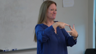 ASL class Northern Kentucky Univeristy NKU