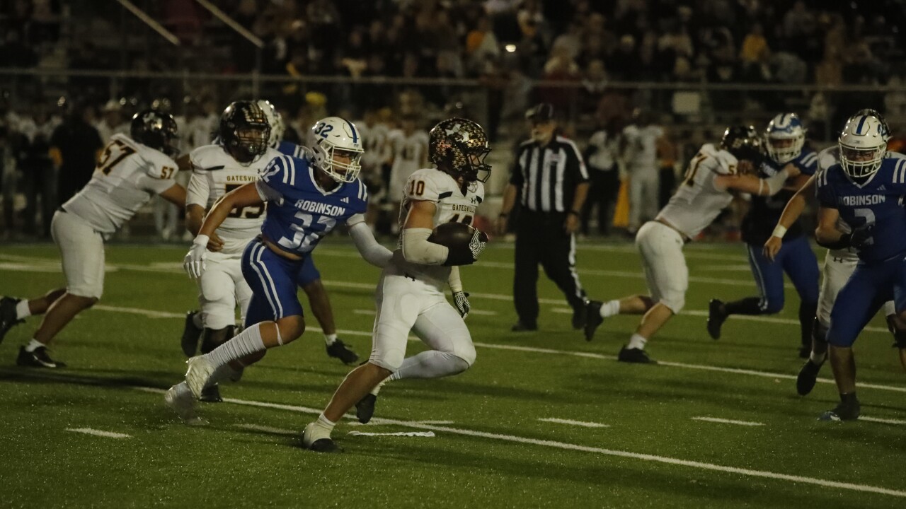 gatesville vs robinson hs football.JPG