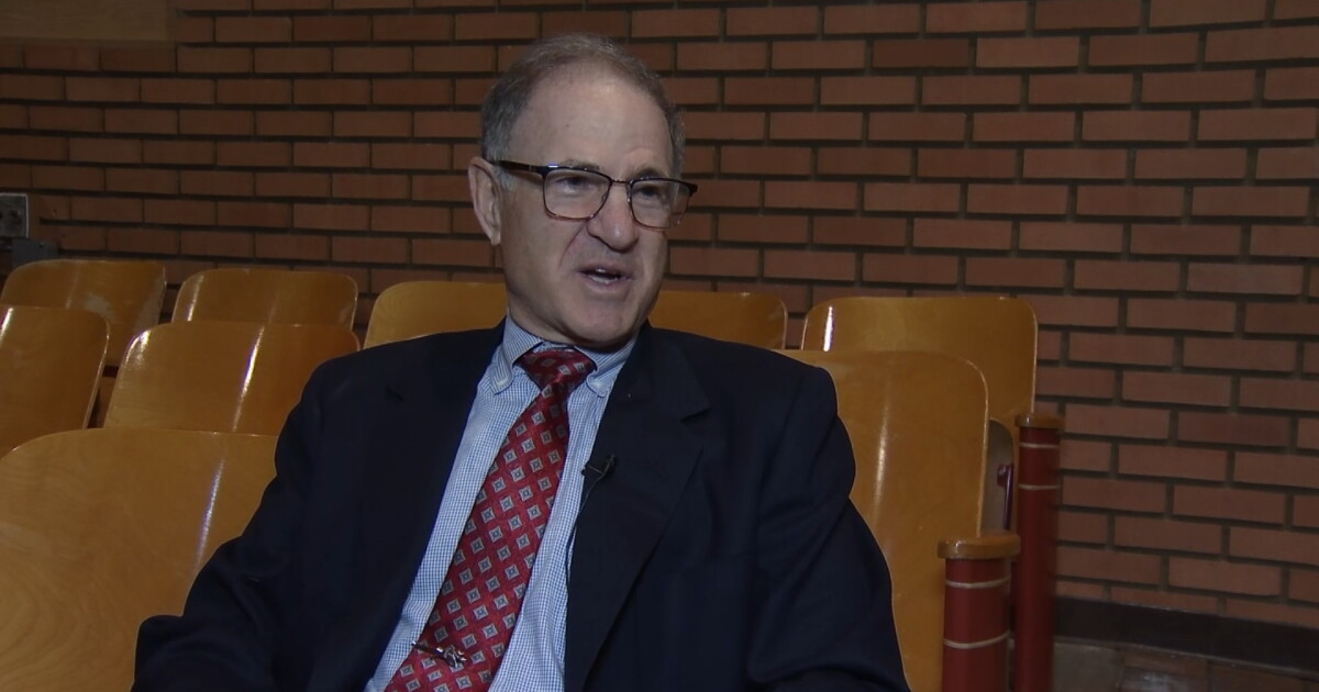 Son of Holocaust survivor speaks at Montana school - Vimarsana News