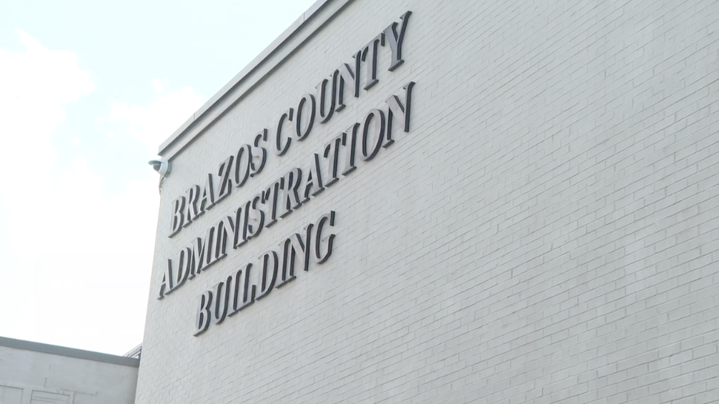 Brazos County greenlights Public Defender expansion with a youth division in 4-1 vote