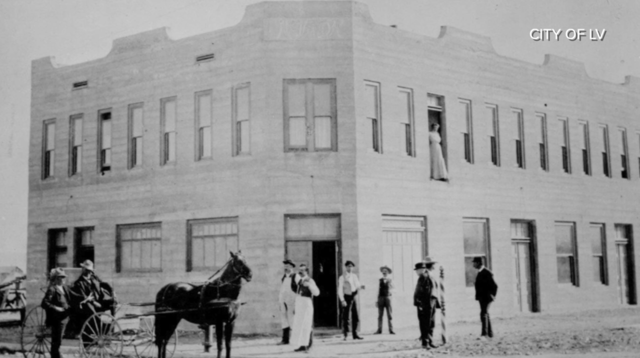 Oldest Las Vegas hotel celebrates milestone 120th anniversary on Fremont Street
