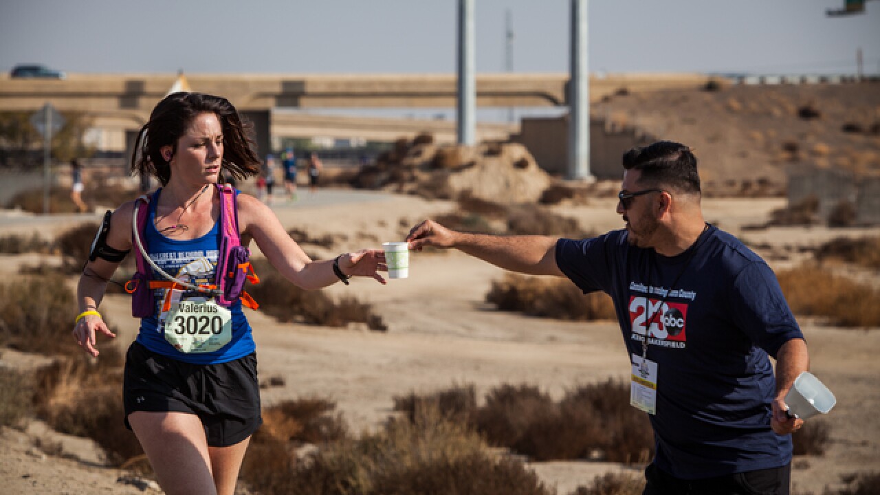 Photos: Bakersfield Marathon Mile 10 and Mile 23