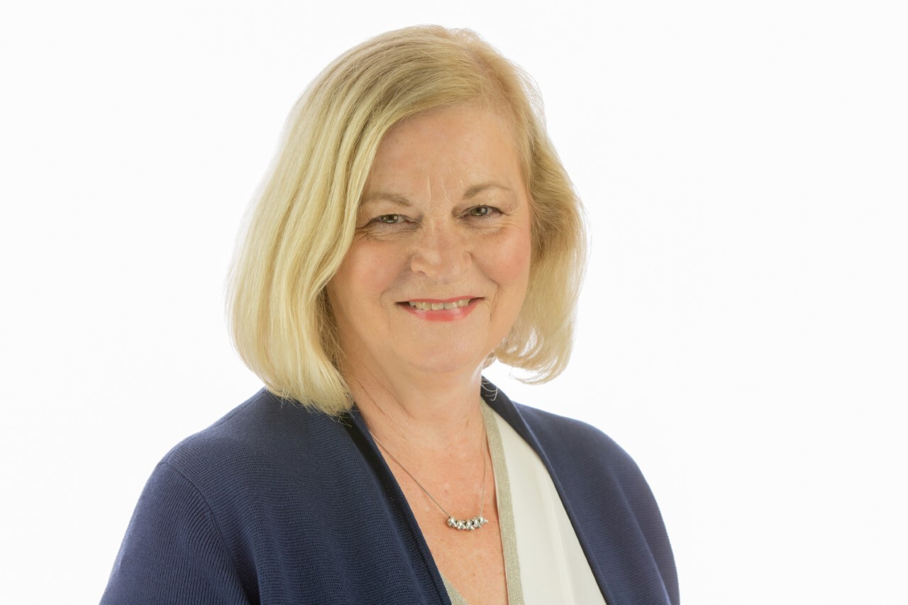 joyce linde.jpg
