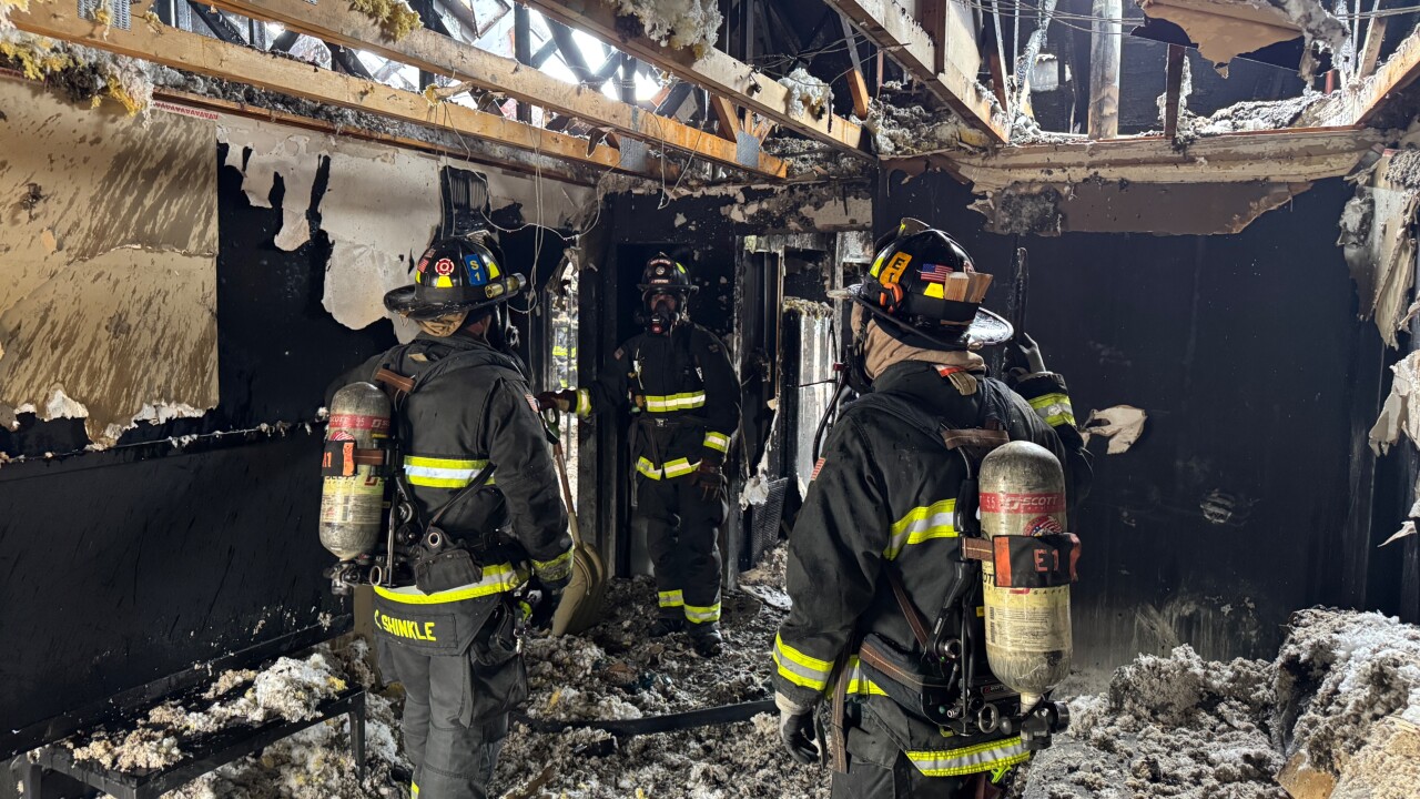 Apartment fire - 13th & Lamar 