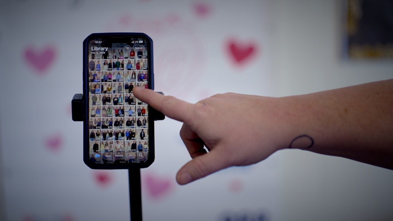 phone phone phone.jpg