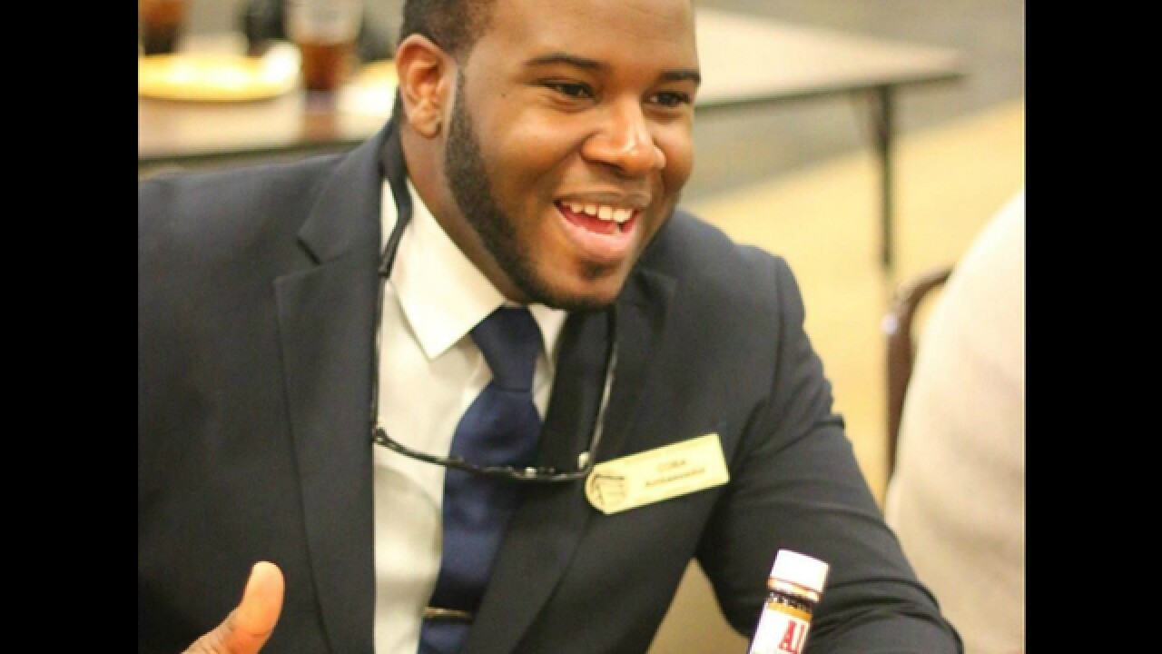 Dallas police identify officer who went to wrong apartment and killed a man