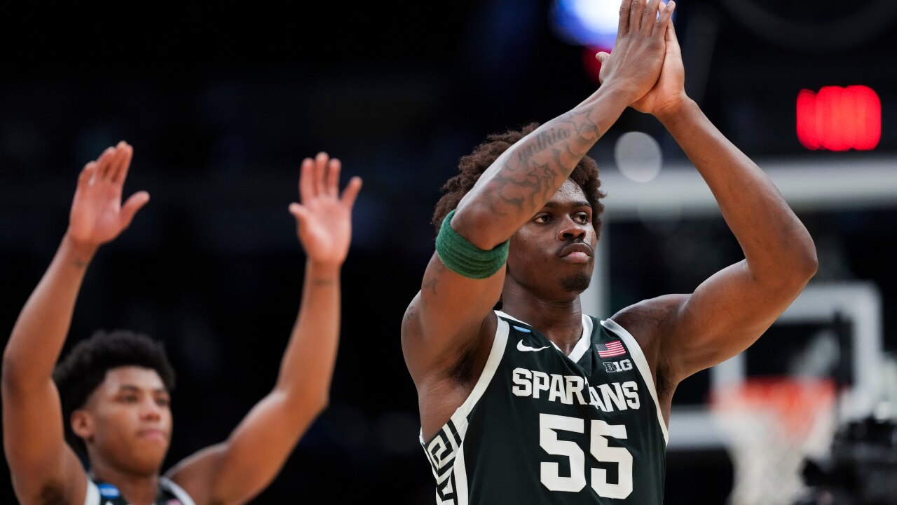 NCAA Michigan St UConn Basketball