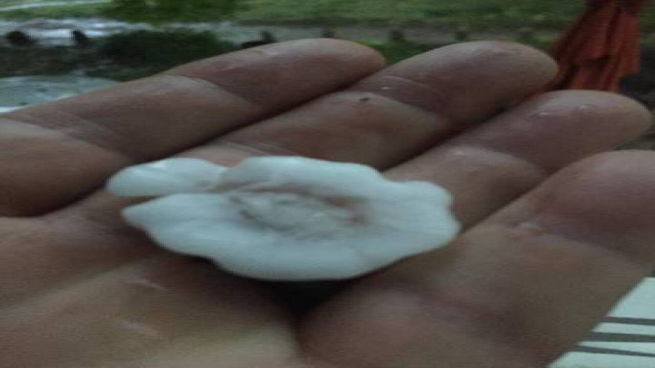 Severe thunderstorms bring hail to KC metro