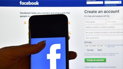 Facebook on phone and on computer