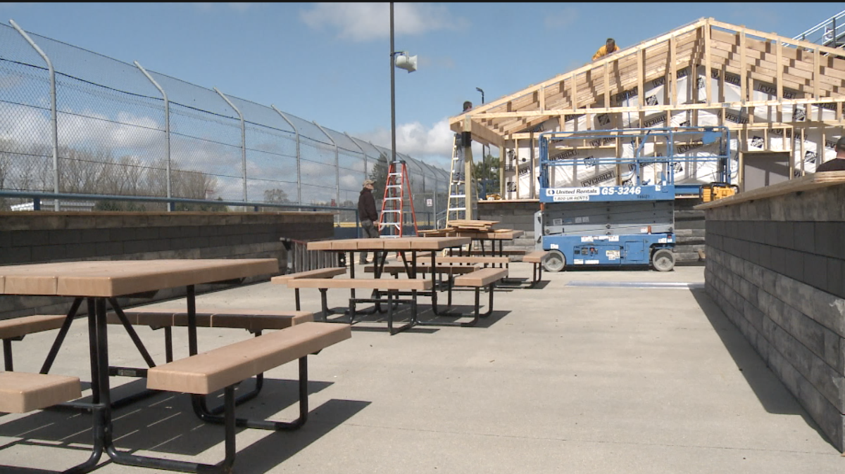 The new Brickyard Lounge at Berlin Raceway