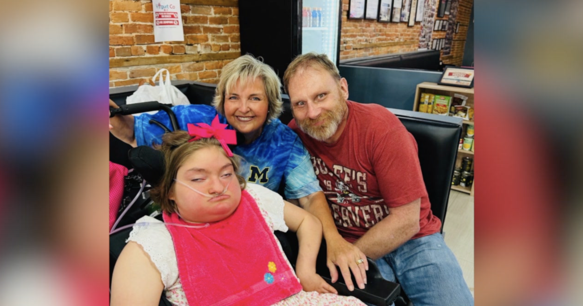 Community Rallies Around Medically Complex Teen for Unforgettable Sweet 16 Celebration