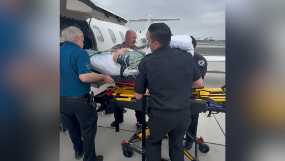 scott muir oceanside surfer