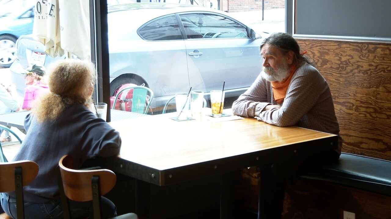 Diners as Kentucky reopens.jpg