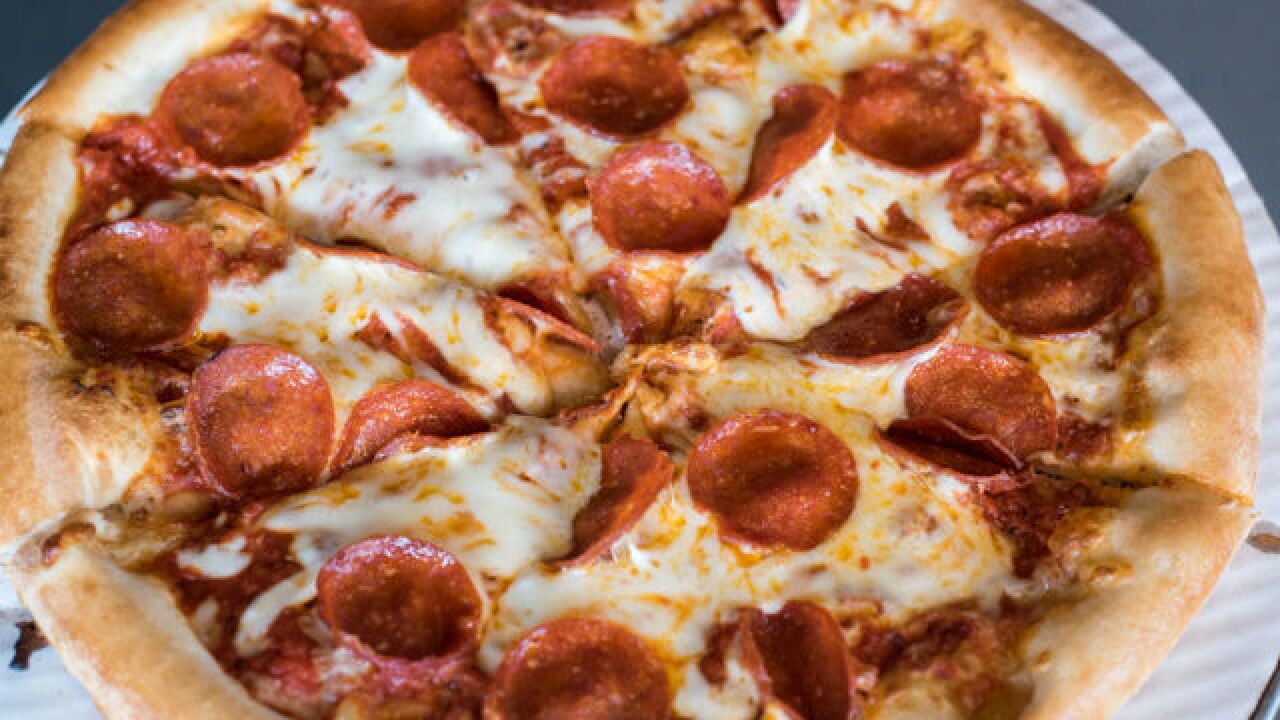 China Cottage Eat Food Shrimp