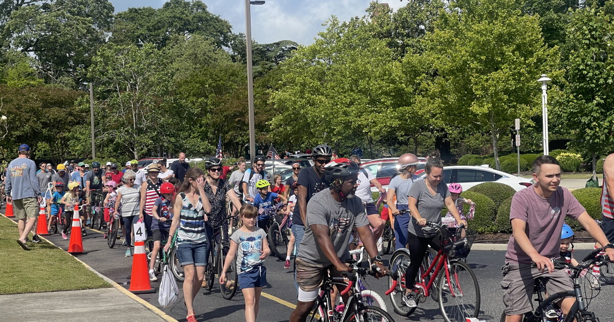Larchmont Edgewater Civic League hosts first Memorial Day parade in Norfolk - Vimarsana News