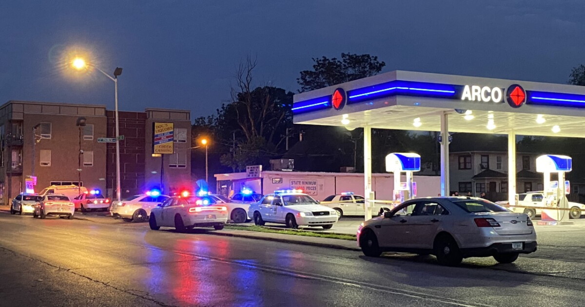 2 injured, 1 critical in shooting at Indy gas station