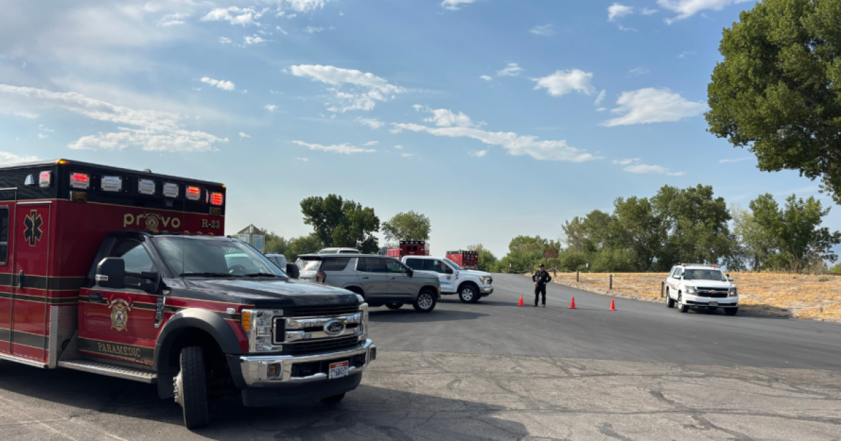 One person dead after small plane crashes south of Provo Airport