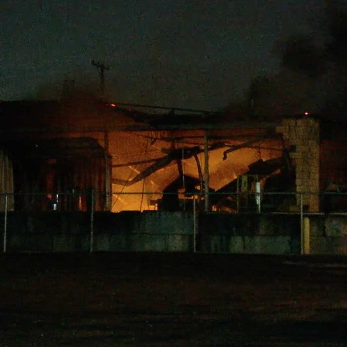 Officials: 3 injured in explosion, fire at Detroit plant