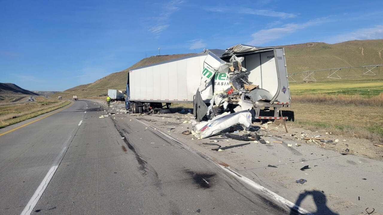 Truck crash.jpg