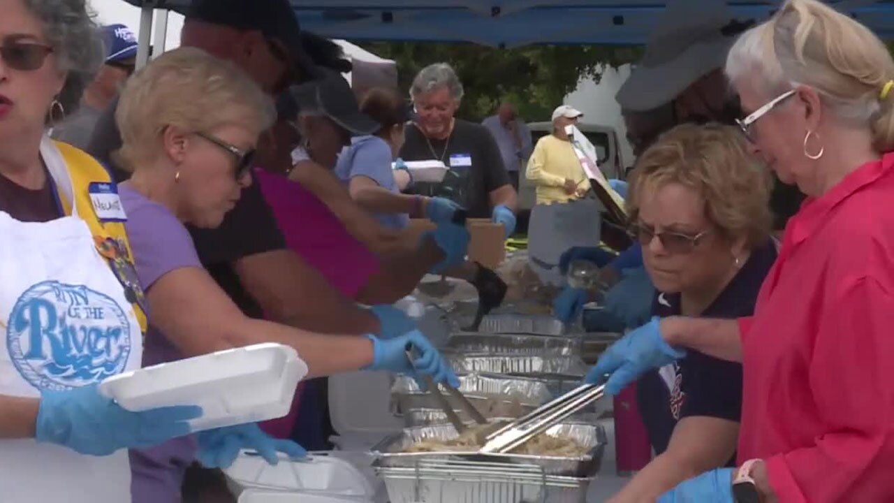 More than 100 volunteers helped members of Mustard Seed Ministries in Fort Pierce on Thursday prepare nearly 1,500 Thanksgiving meals.