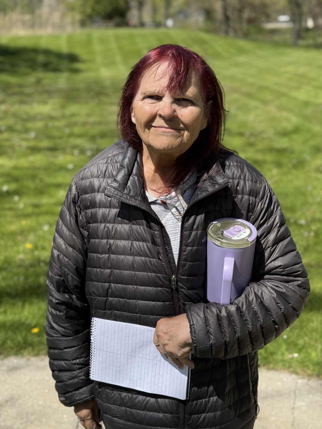 47354062-SUE BEST.jpg