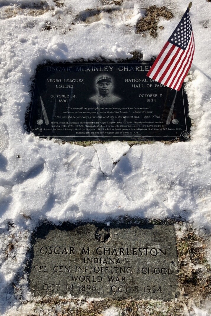 OscarCharlestonGrave.jpg