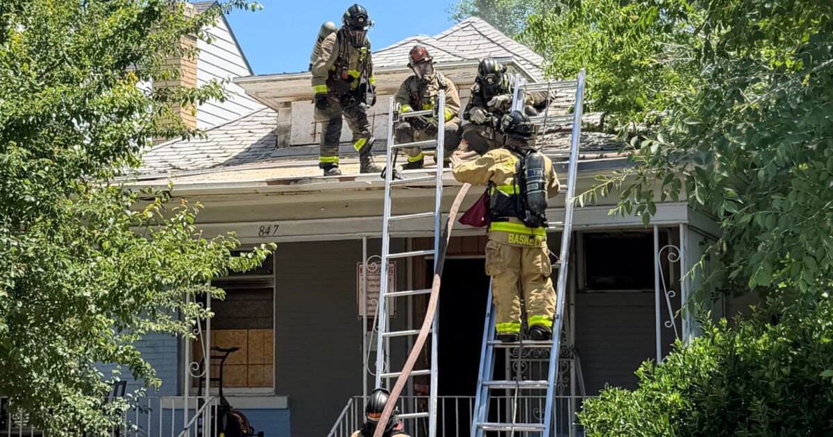 Firefighters respond to vacant house fire in Salt Lake City