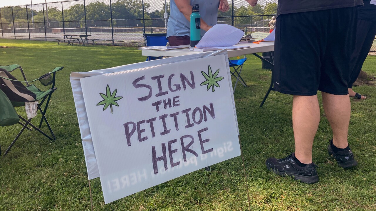 Ohio recreational marijuana enthusiasts race to get signature count higher for Nov. ballot