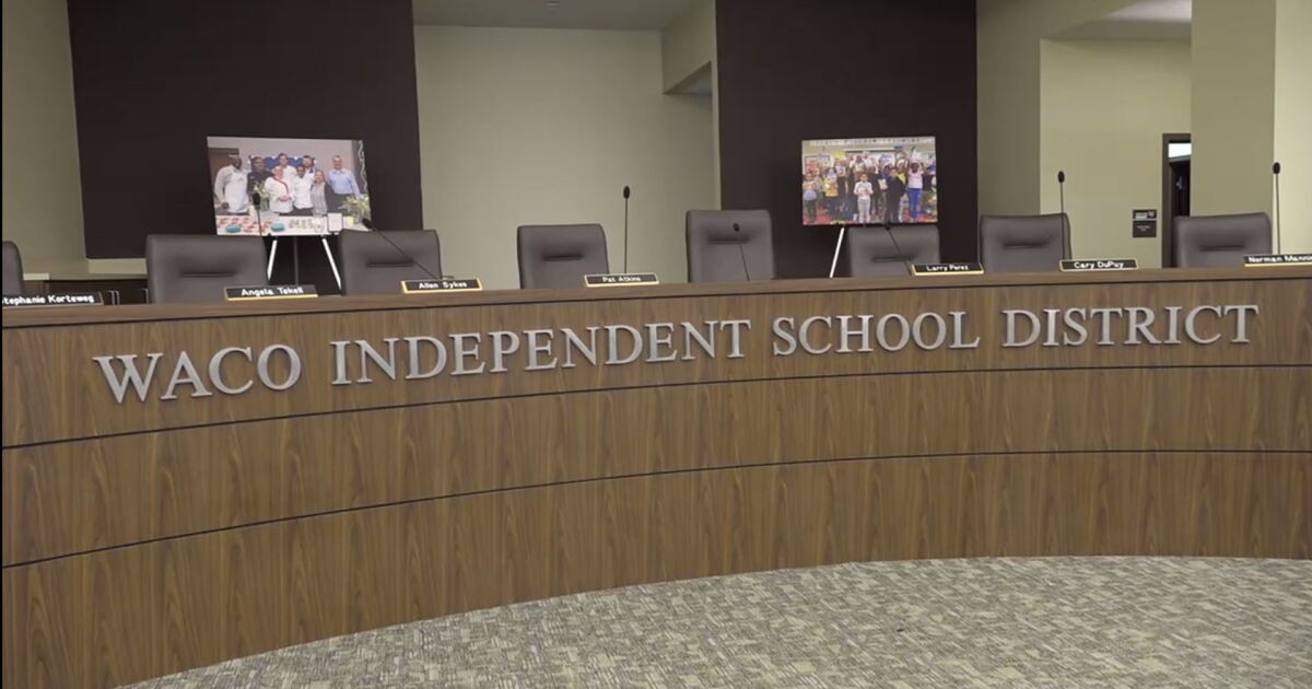 Resignations at Waco ISD puzzle parents