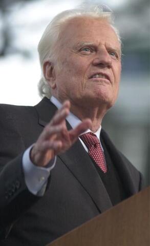 Billy Graham: See photos from pastor's sermons through the years
