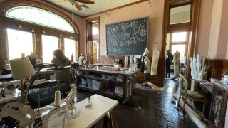 Bridal Shop recovery