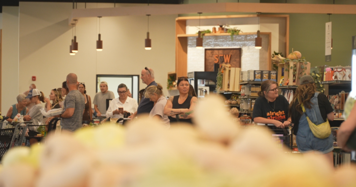Sumner Co. farmers open Oak Grove Farms Grocery Store in Gallatin with 60-plus local vendors