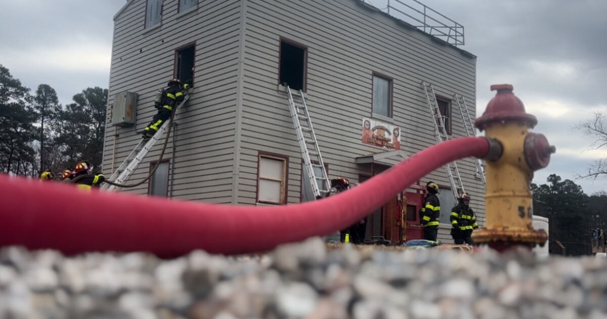 Chesapeake looking to hire more firefighters