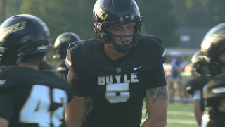 Seneca Driver warming up pregame with Boyle County