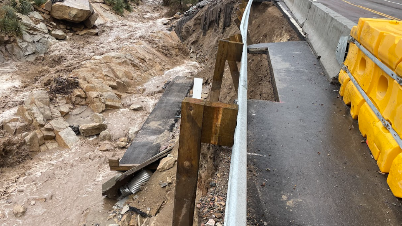 US 60 Superior damage
