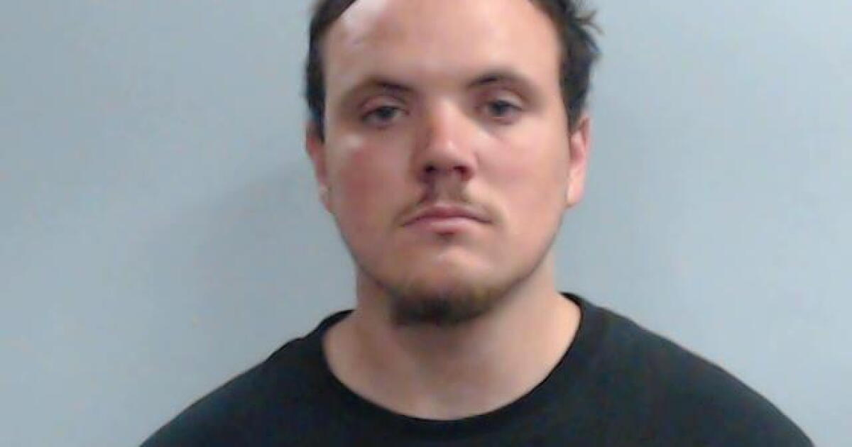 Man accused of throwing rocks at vehicles from I-75 overpass - Vimarsana News
