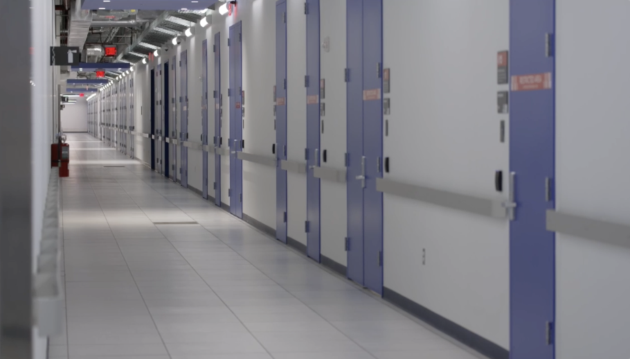 The loud cloud: residents share their concerns about negative health effects of large data centers