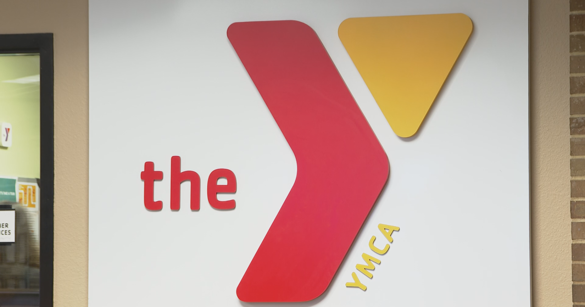 YMCA coordinates team up to pack 250 'comfort cases' for youth in foster care - Vimarsana News