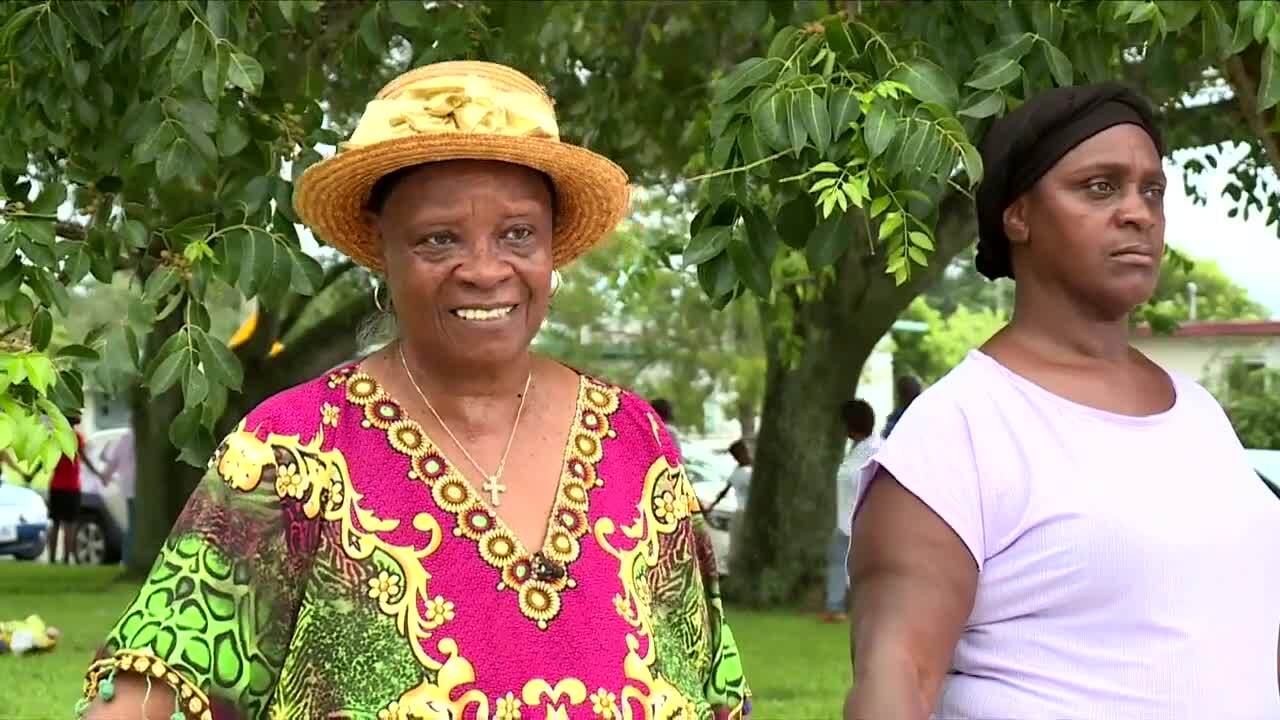 Retha Lowe says Lake worth Beach "as been neglecting our loved ones" in the cemetery. Sept. 26, 2023