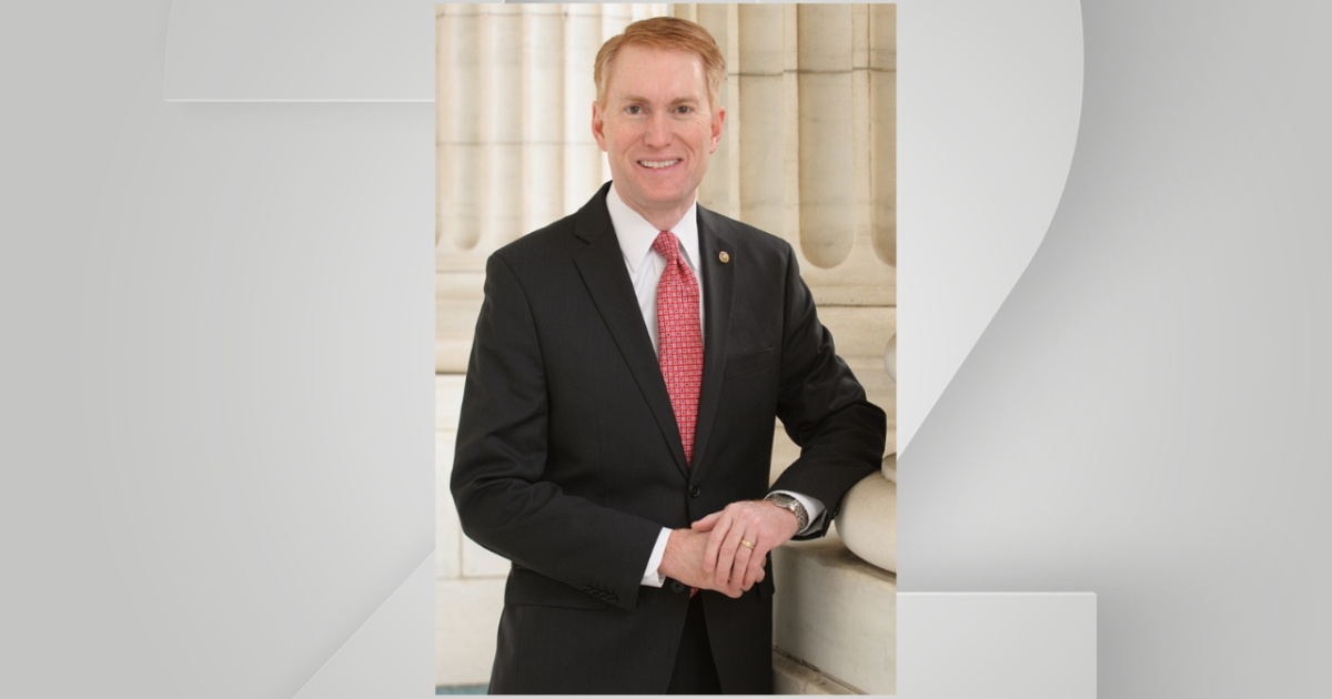 Senator Lankford talks ICE, government shutdown during Tulsa visit